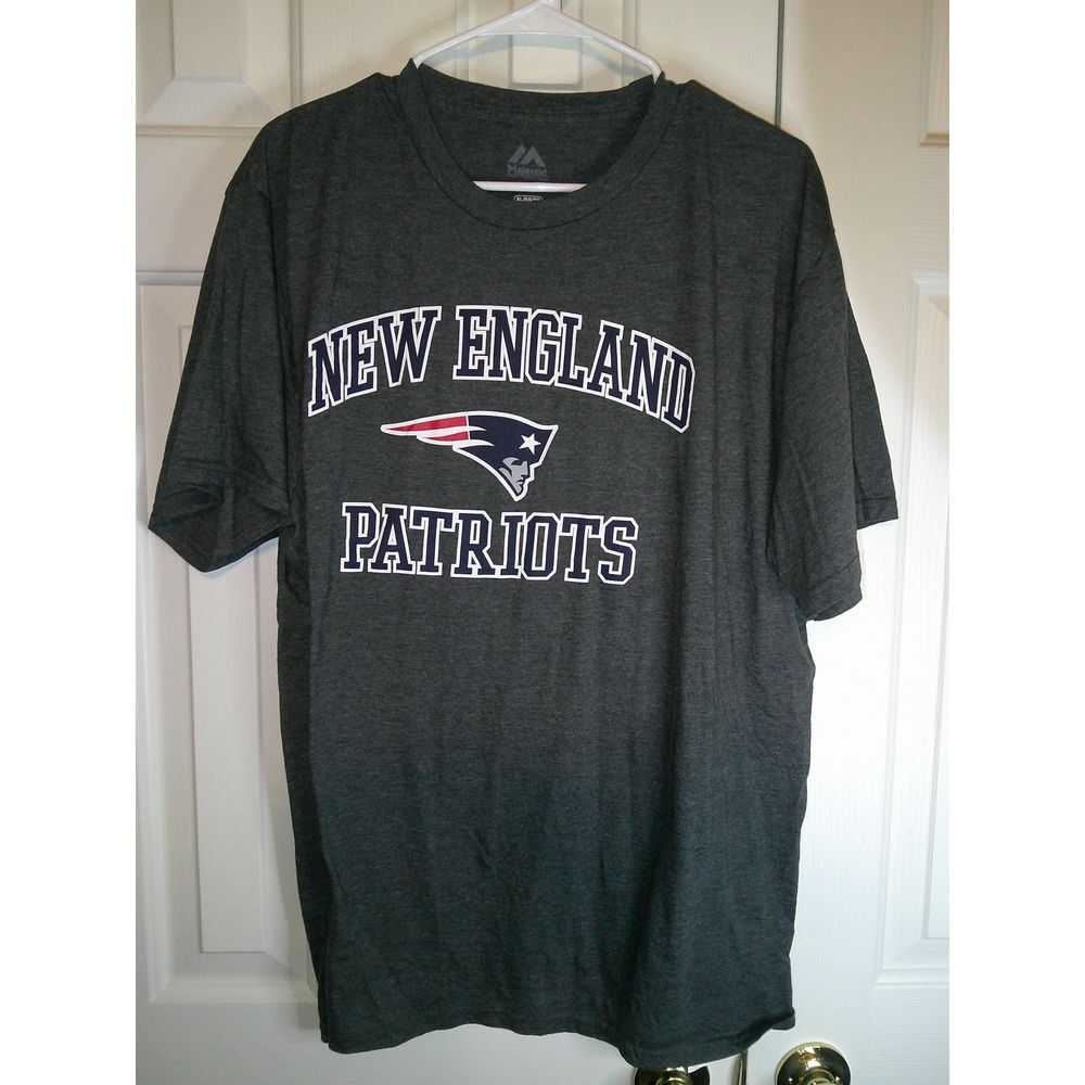 Majestic New England Patriots NFL Football Graphic T-Shirt Team Logo Sports XL